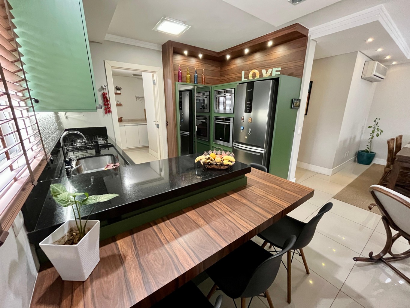 Apartamento, 3 quartos, 150 m² - Foto 2