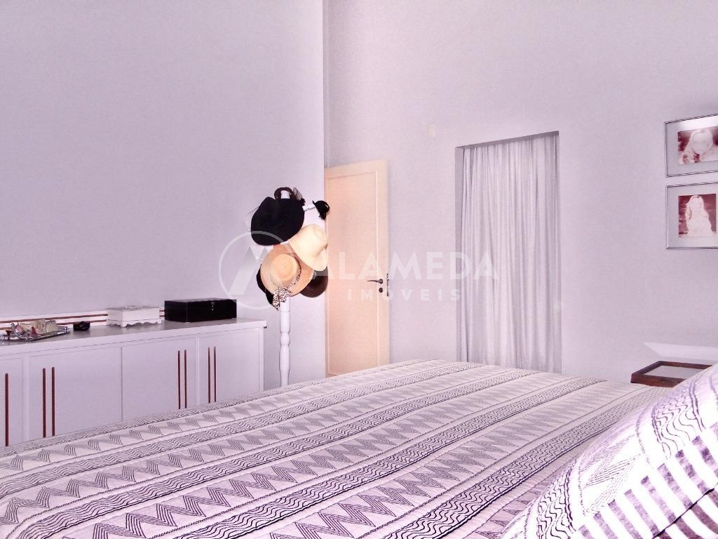 Casa, 3 quartos, 255 m² - Foto 23