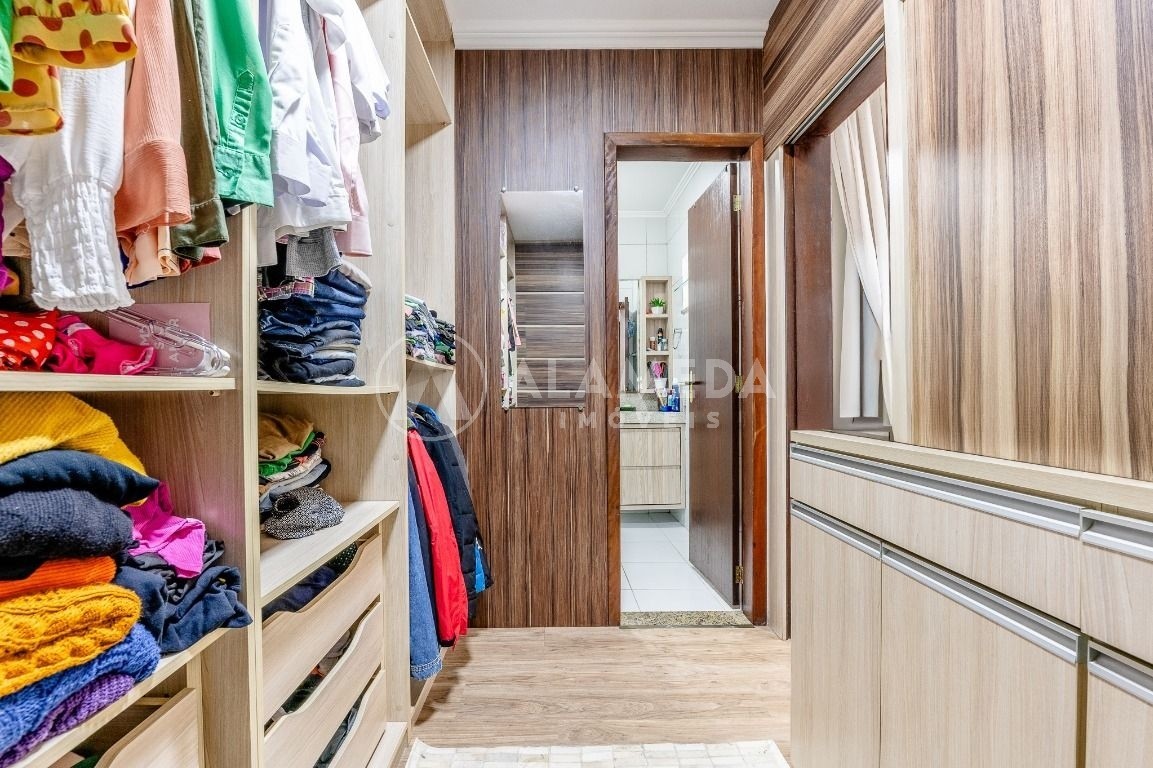 Casa, 3 quartos, 217 m² - Foto 6