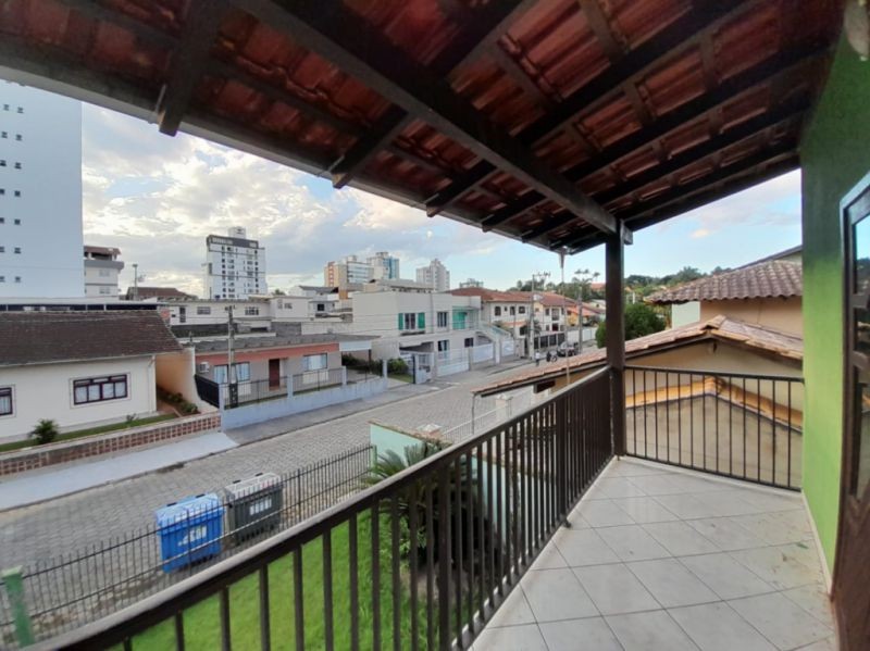 Casa, 4 quartos, 280 m² - Foto 3