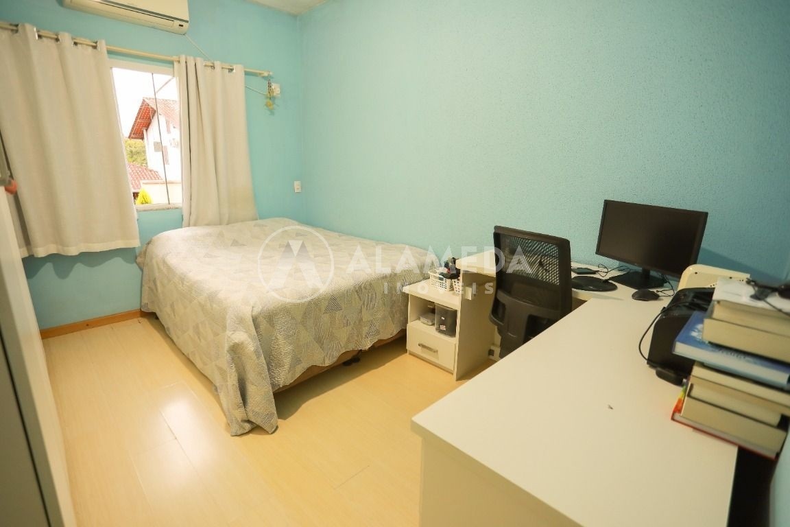 Casa, 4 quartos, 220 m² - Foto 14