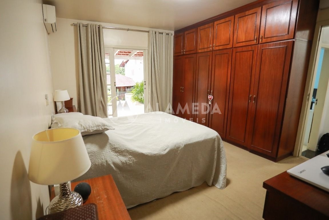 Casa, 4 quartos, 220 m² - Foto 15