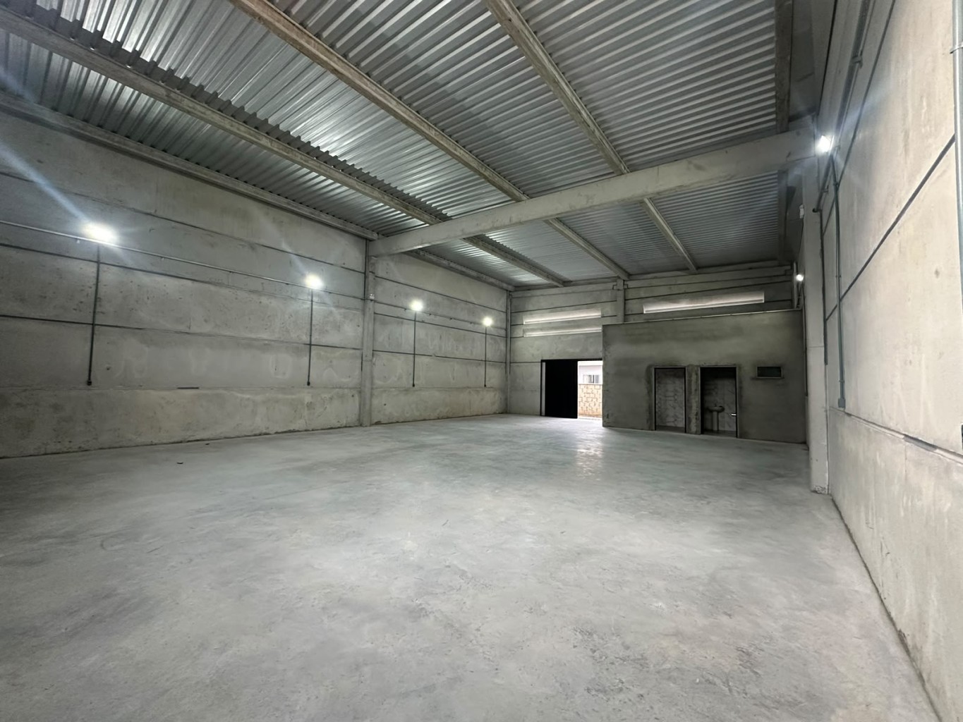 Depósito-Galpão, 200 m² - Foto 8
