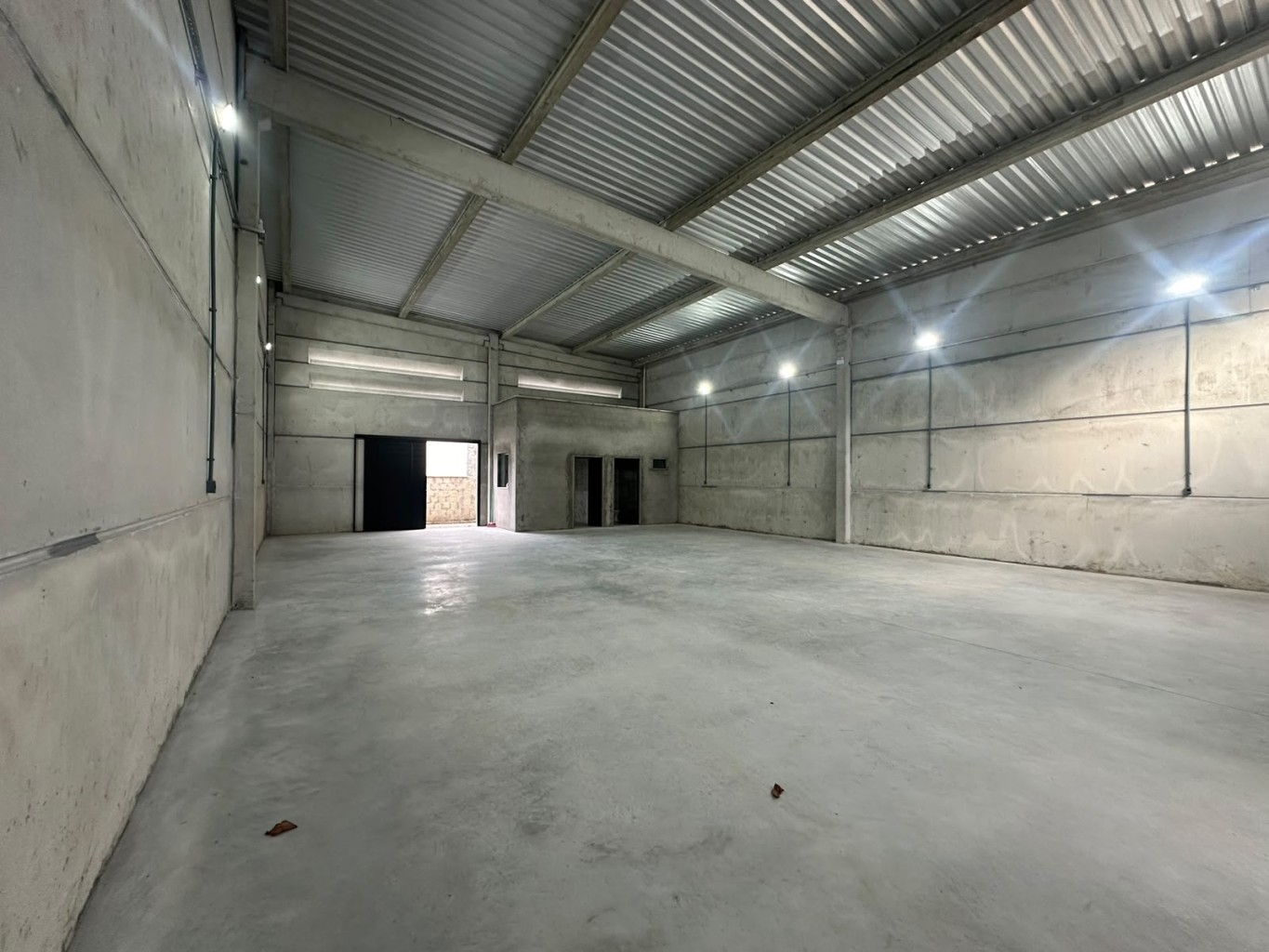 Depósito-Galpão, 200 m² - Foto 11