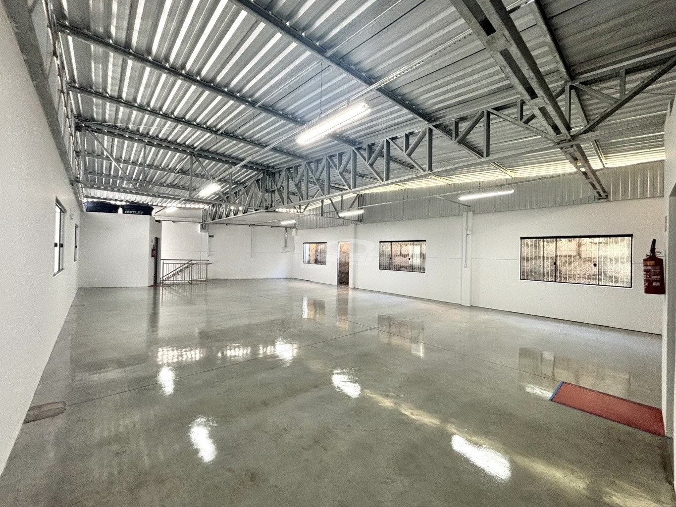 Depósito-Galpão, 630 m² - Foto 18