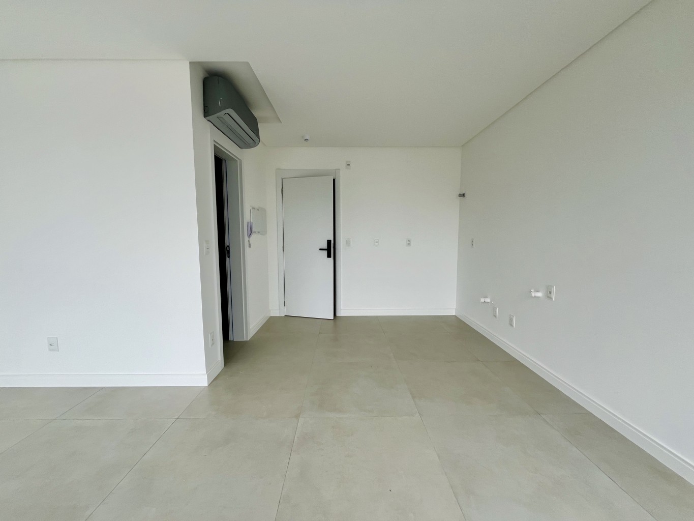 Apartamento, 1 quarto, 28 m² - Foto 2