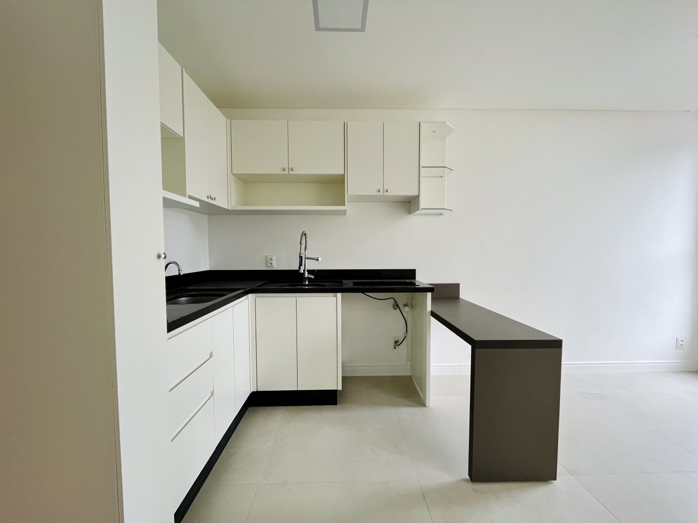 Apartamento, 1 quarto, 29 m² - Foto 2