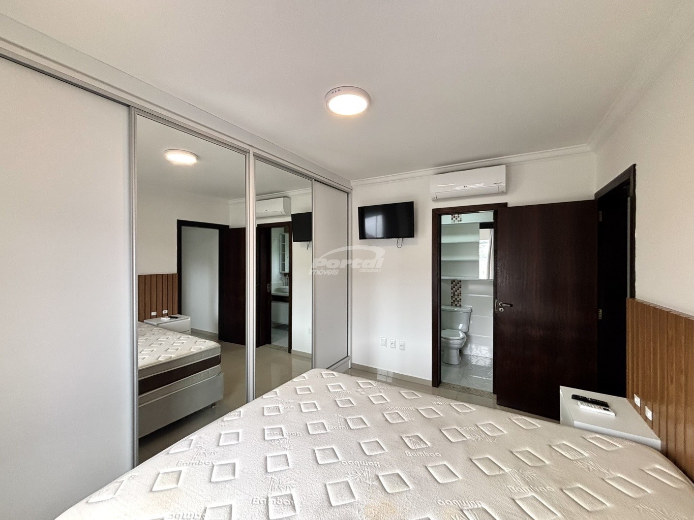 Casa, 4 quartos, 284 m² - Foto 3