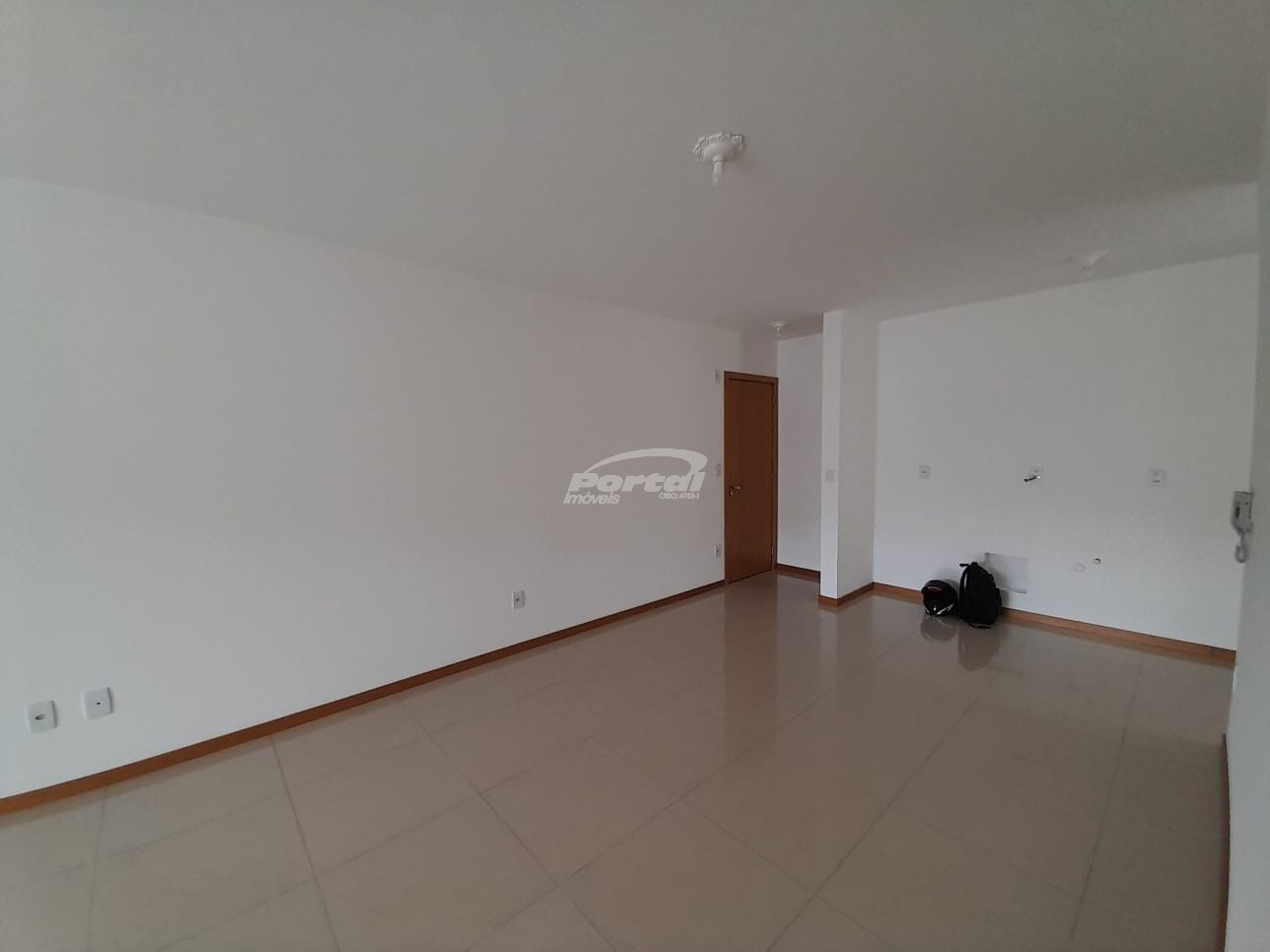 Apartamento para alugar com 2 quartos, 72m² - Foto 4