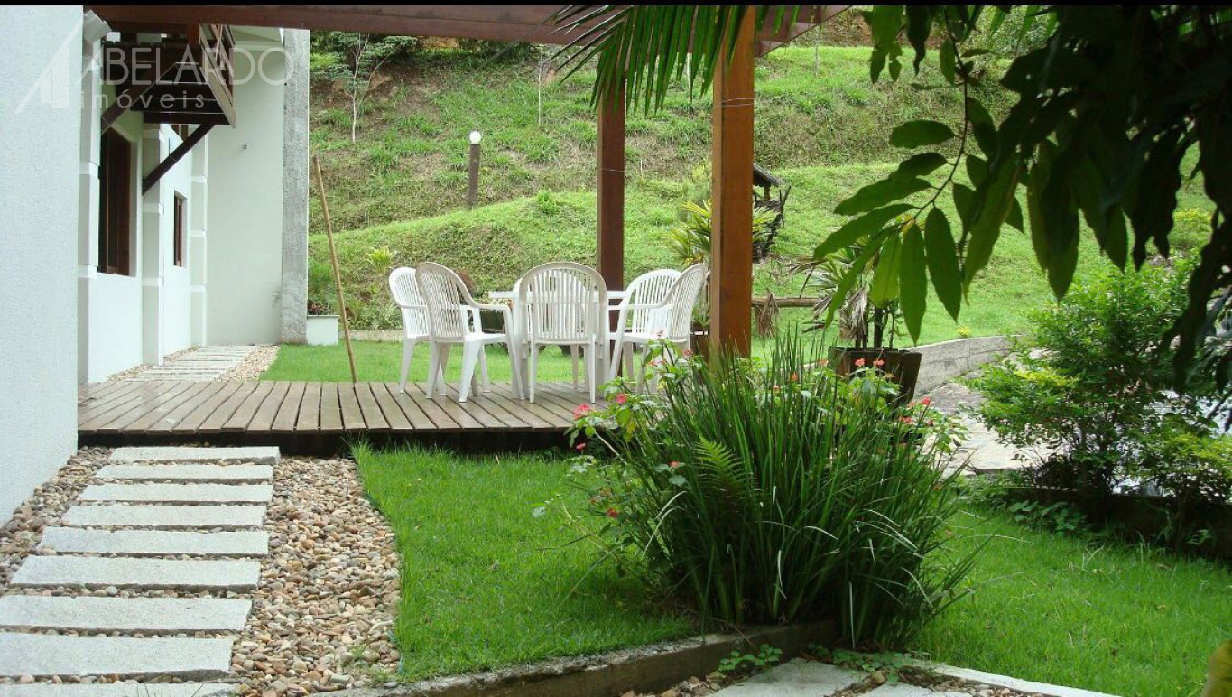 Desfrute de momentos maravilhosos neste esplêndido sítio localizado em Gaspar. Conforto, privacidade, segurança e bem estar podem definir esta belíssima residência, com 3 suítes. Lindas piscinas naturais e muito paisagismo, para curtir o melhor da natureza! — foto 7