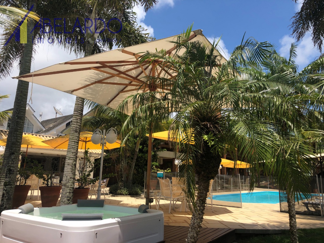 Belíssima Pousada na Praia do Estaleiro - foto 1