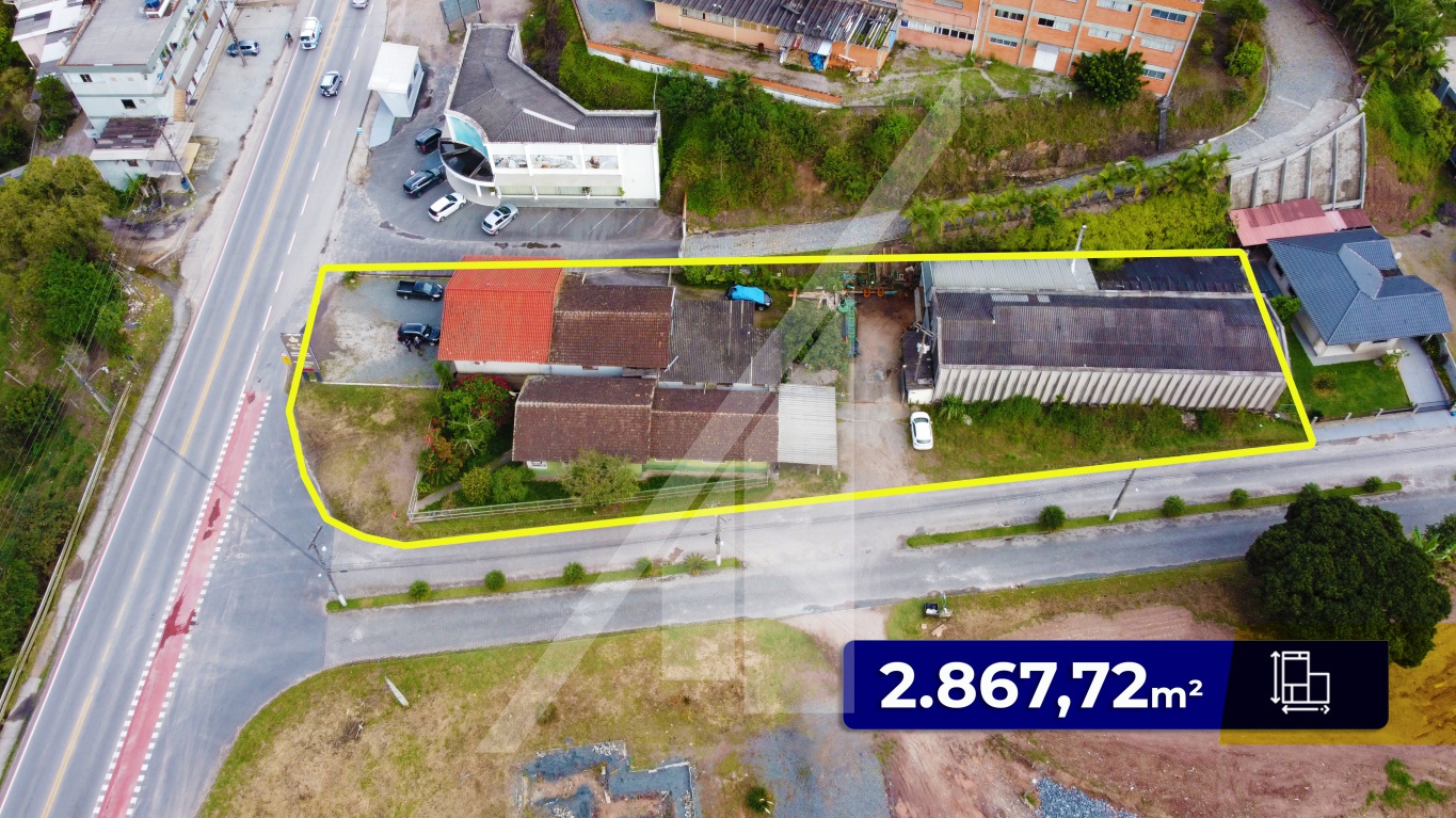 Excelente terreno com galpão para estabelecimento comercial - foto 1