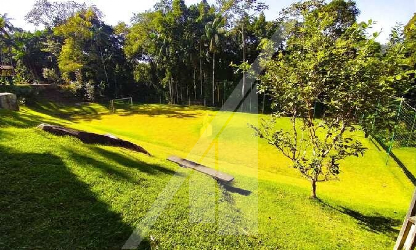 Próximo à rota do Vale Europeu, este terreno é ideal para quem busca investir ou construir seu refúgio junto à natureza CIDADE DE RODEIO — foto 2