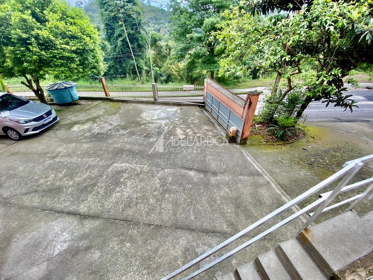 Ótimo galpão com mezanino contendo 140,00m no bairro Passo Manso. Acesso rápido para BR. — foto 5