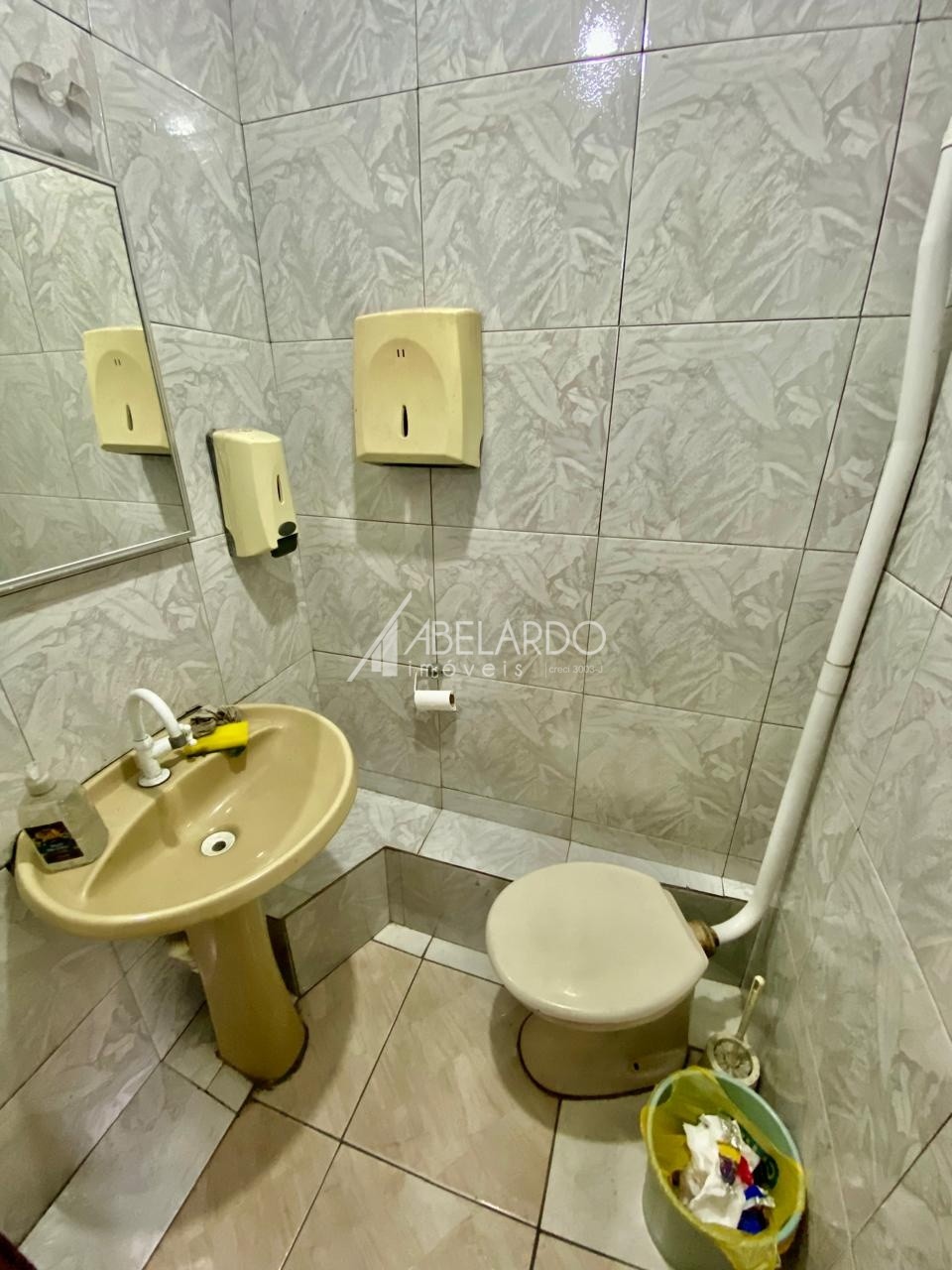 Ótimo galpão com mezanino contendo 140,00m no bairro Passo Manso. Acesso rápido para BR. — foto 7