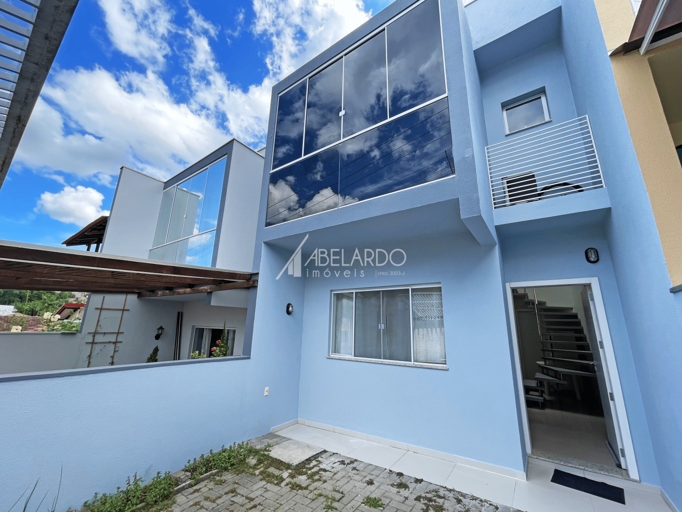 Sobrado para locação no bairro Agua Verde - foto 1