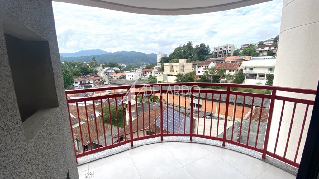 APARTAMENTO SEMIMOBILIADO COM DOIS DORMITÓRIOS, SENDO UMA SUÍTE E UMA VAGA DE GARAGEM - BAIRRO VELHA — foto 3