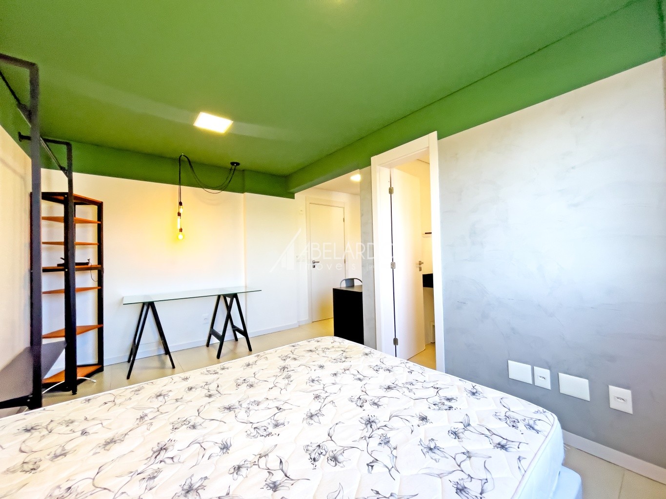 LOFT MOBILIADO, SITUADO EM UM DOS BAIRROS MAIS CHARMOSOS E VALORIZADOS DE BLUMENAU, NAS PROXIMIDADES DA VILA GERMÂNICA - BAIRRO VELHA — foto 4