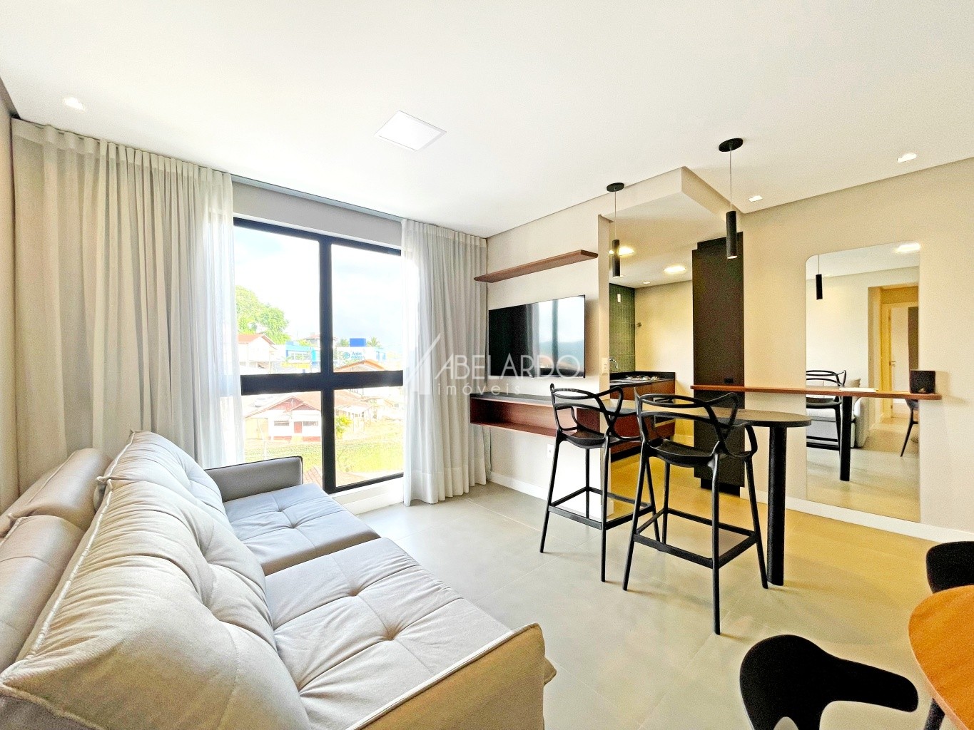 APARTAMENTO MOBILIADO PARA LOCAÇÃO - BAIRRO VILA NOVA, EM BLUMENAU - foto 1
