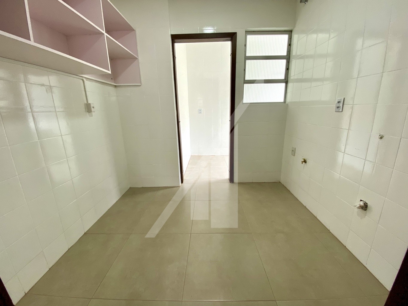 APARTAMENTO SEMI-MOBILIADO - BAIRRO VICTOR KONDER — foto 2
