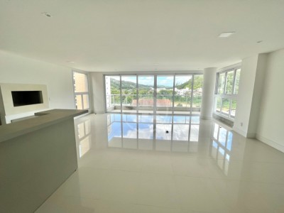 Apartamento em Ponta Aguda, Blumenau