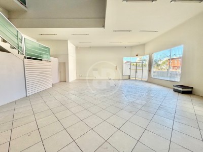 Prédio Comercial em Vila Nova, Blumenau
