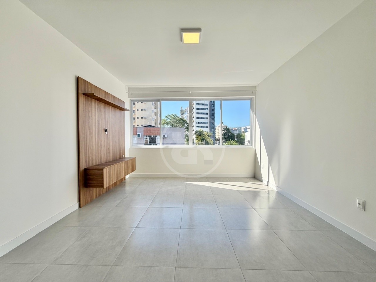 Apartamento Novo, Mobiliado, 2 Dormitórios com 1 Vaga para Alugar próximo ao Hospital Santa Isabel, no bairro Jardim Blumenau de Blumenau/SC - foto 1