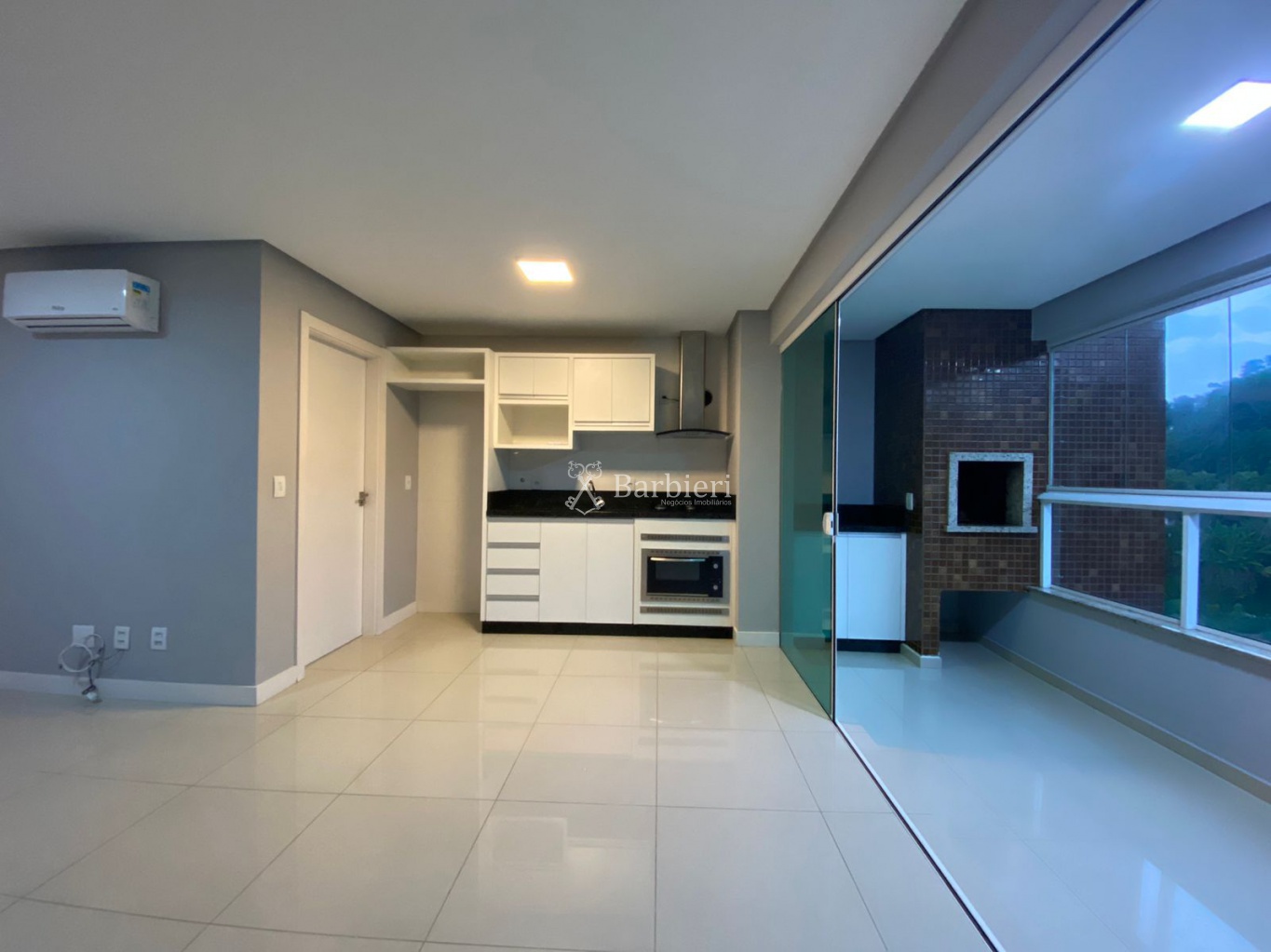 Amplo, lindo e moderno apartamento disponível ! — foto 2