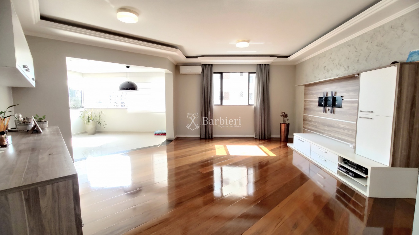 Apartamento com 3 quartos, sendo 2 suítes e 148 m no bairro Vila Nova em Blumenau/SC - foto 1