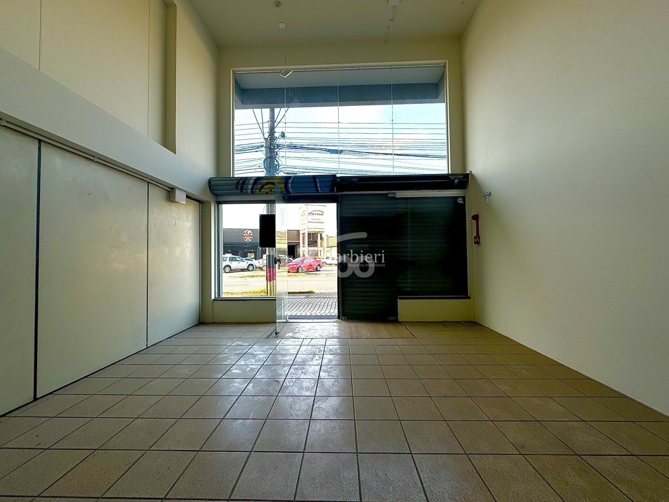 Loja Comercial com 80m conta com ampla vitrine no bairro Itoupava Norte em Blumenau/SC — foto 2