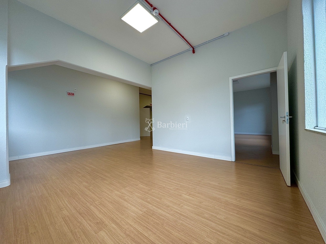 Sala Comercial sendo o andar todo com 700m no Centro de Blumenau — foto 2