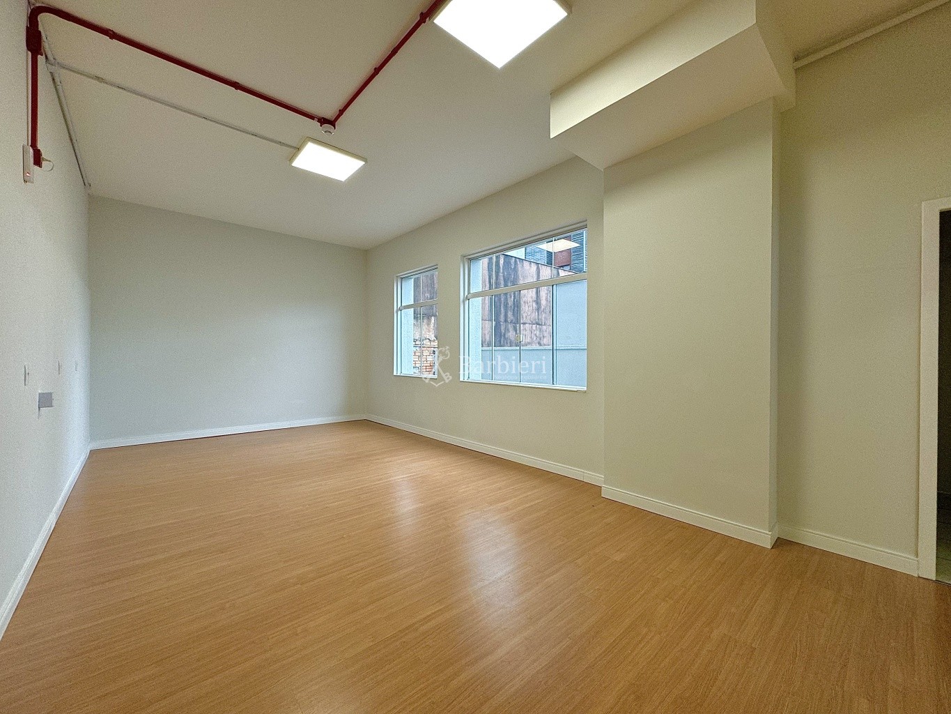 Sala Comercial sendo o andar todo com 700m no Centro de Blumenau — foto 4