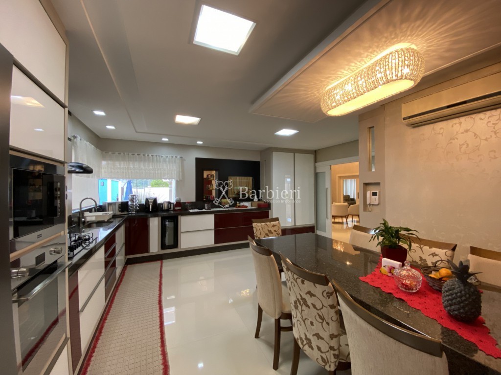 Casa com 4 suítes, 4 vagas e escritório na Itoupava central em Blumenau/SC — foto 5