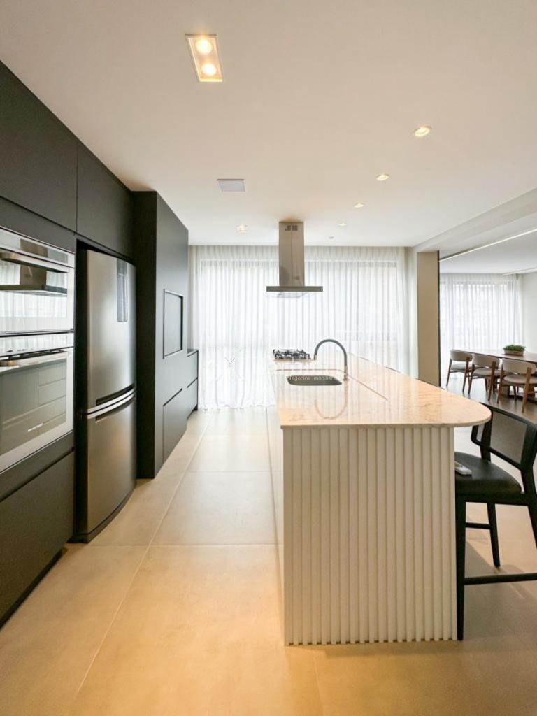 Apartamento com 3 suítes no bairro Bom Retiro em Blumenau/SC - foto 1