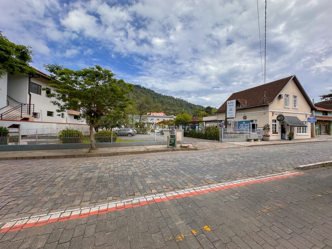 OPORTUNIDADE ÚNICA! Terreno Exclusivo à Venda no Centro de Pomerode/SC! - foto 1