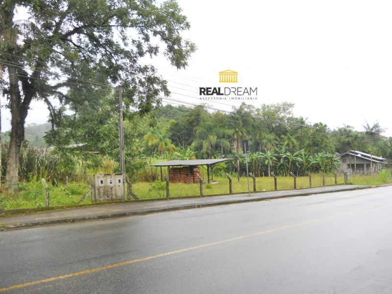 Terreno (CS2/ZR4/ZR2/ZPA) comercial e residencial, frente de 49,00 m para rua asfaltada, semi plano, indicado para construção de condomínio multifamiliar e loteamento. — foto 4