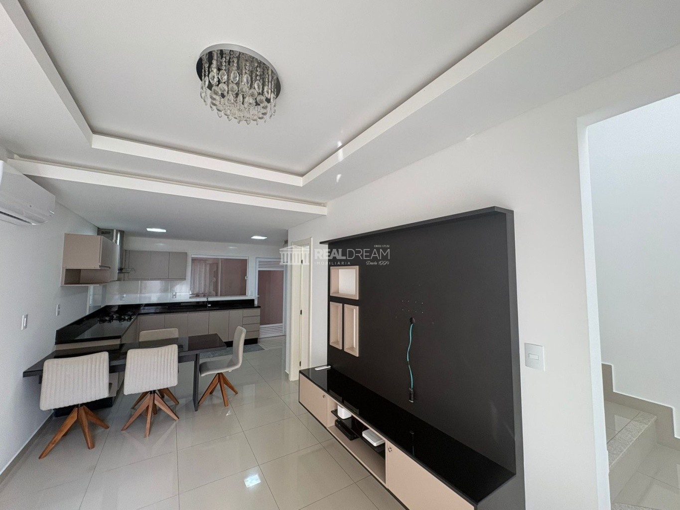 Excelente Sobrado - Com 72,15 m Bairro da Velha — foto 5