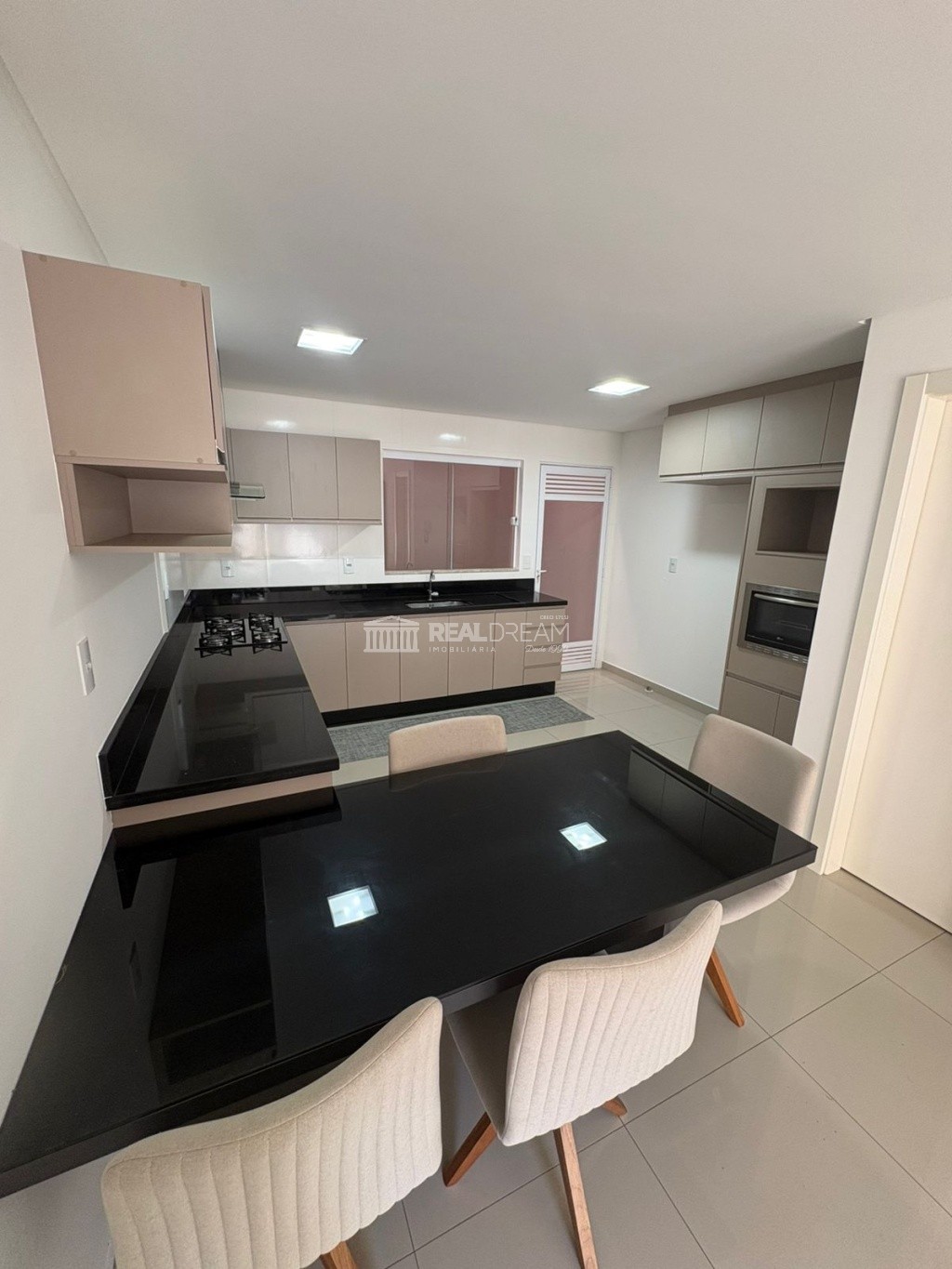 Excelente Sobrado - Com 72,15 m Bairro da Velha — foto 7