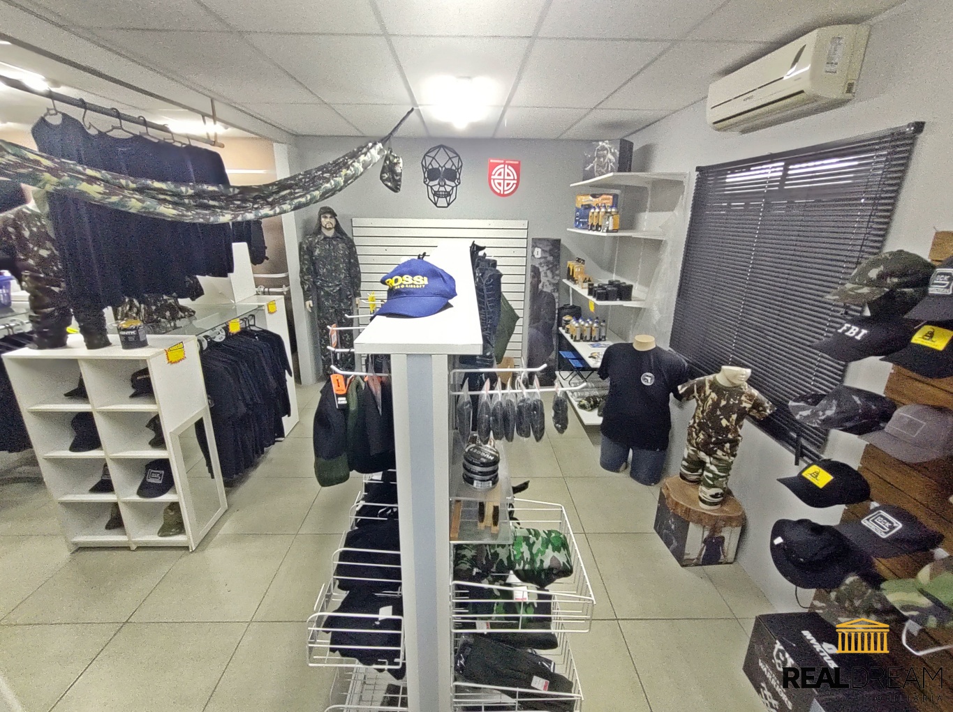 Casa comercial e Apartamento de 2 dormitórios nos fundos. — foto 3