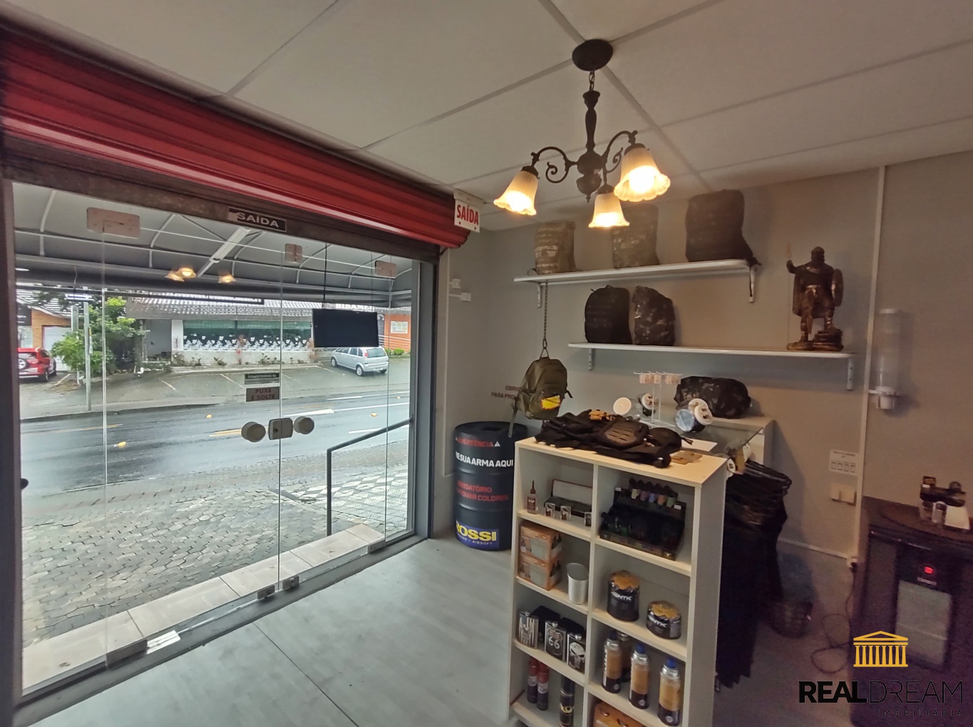 Casa comercial e Apartamento de 2 dormitórios nos fundos. — foto 2