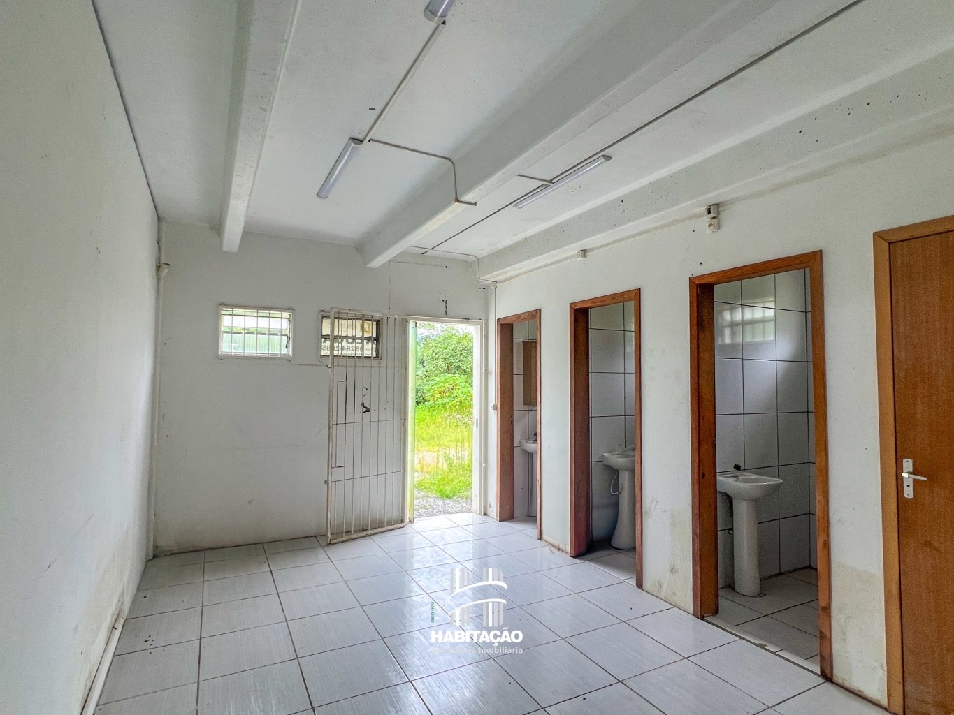 Galpão Comercial próx Br 470 — foto 7