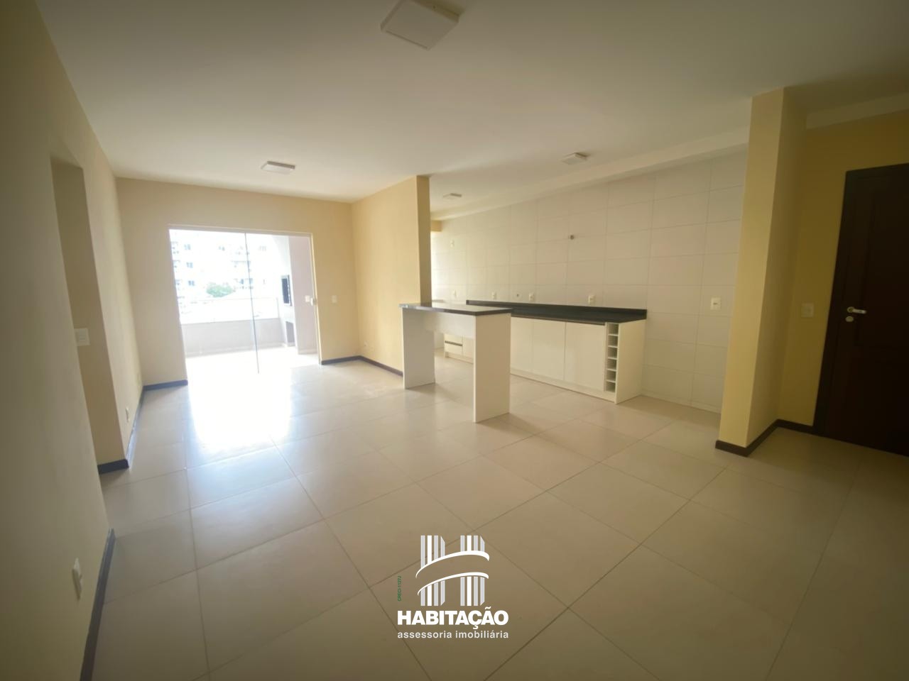 Apartamento 02 Dorm Água Verde — foto 3