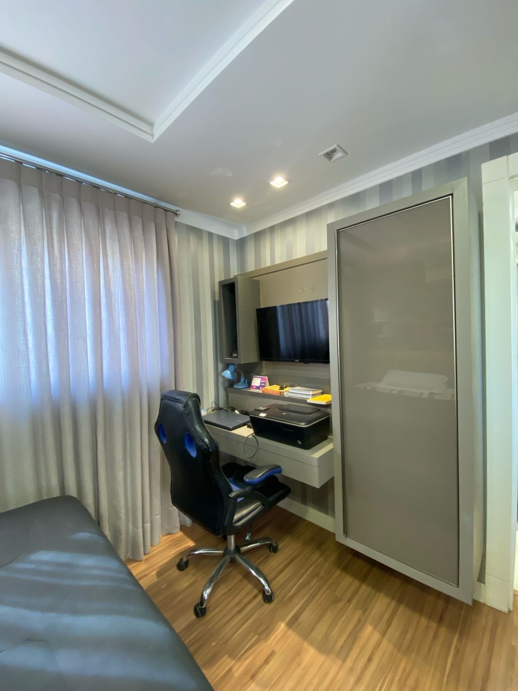 suite 2
