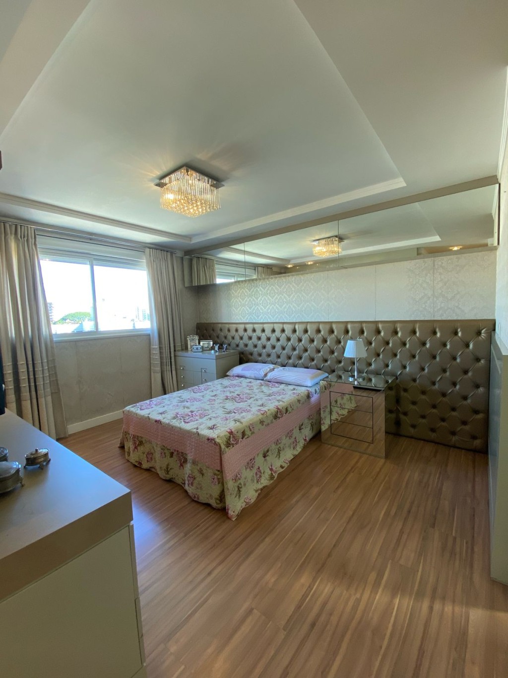 suite 3