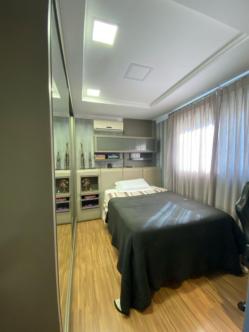 suite 2