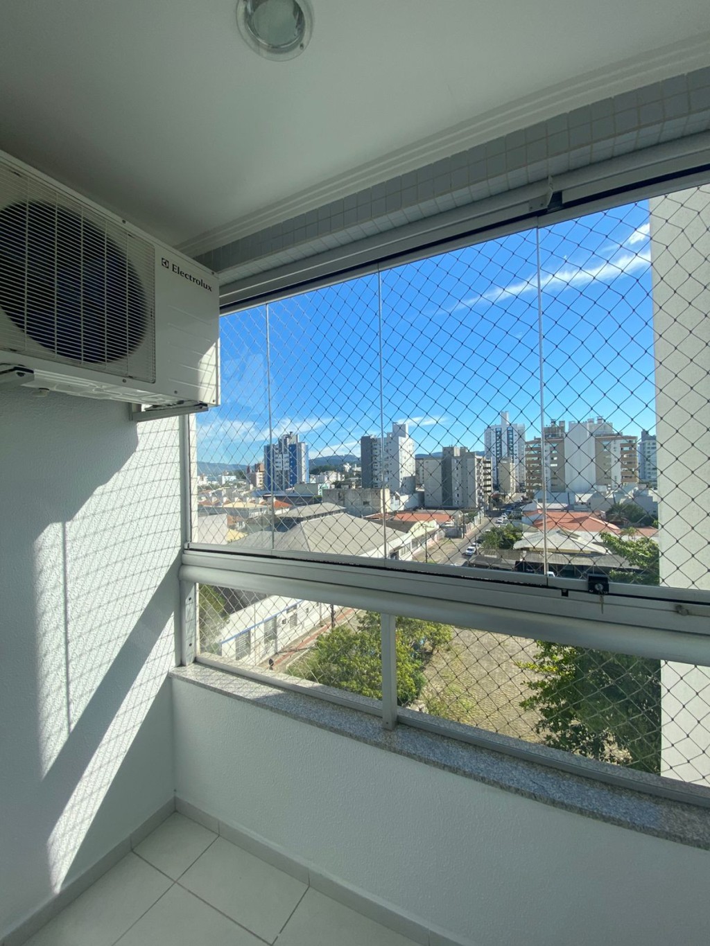 Quarto 1 c/ sacada