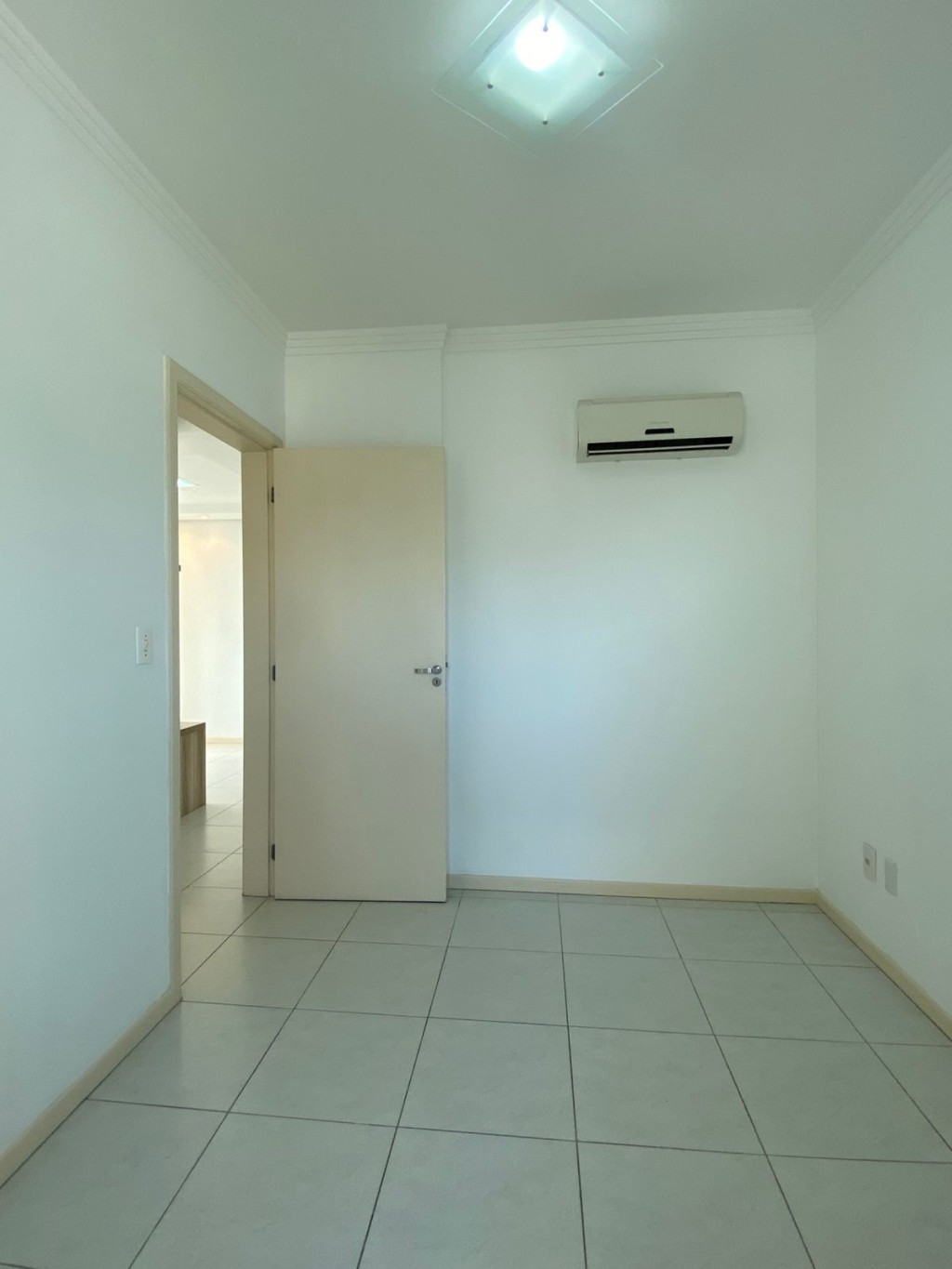 Quarto 1 c/ sacada