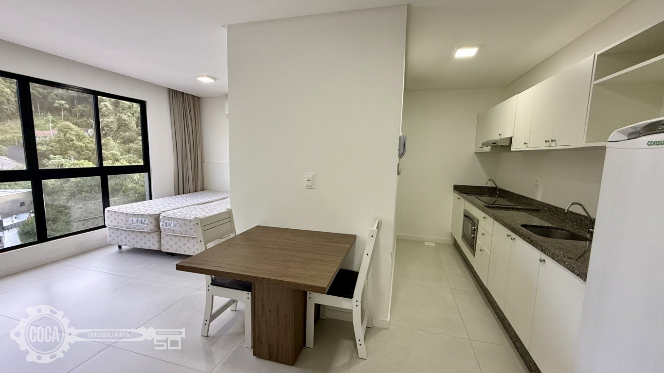 Loft mobiliado para investimento no Centro de Blumenau/SC | Próximo ao hospital | Alta rentabilidade em AIRBNB - foto 1