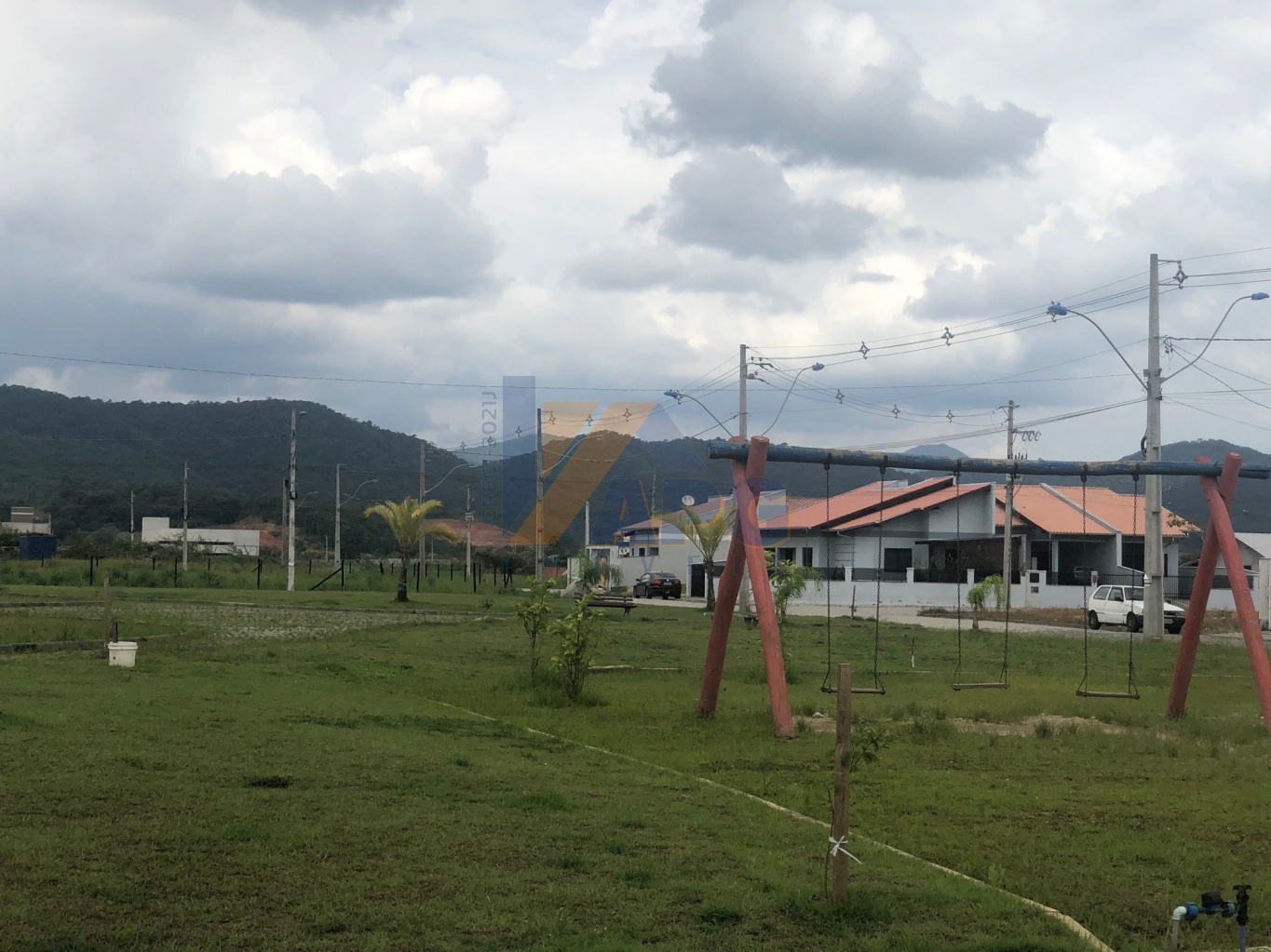 Sobrado 02 com dois dormitórios sendo uma suíte com closet. — foto 4