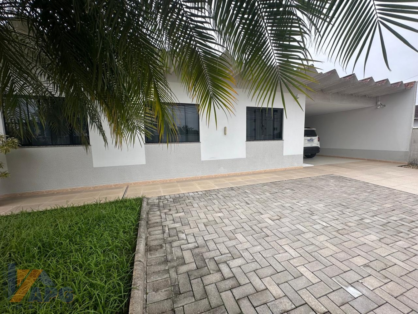 Casa com excelente localização em Gaspar - SC, bairro 7 de Setembro. - foto 1